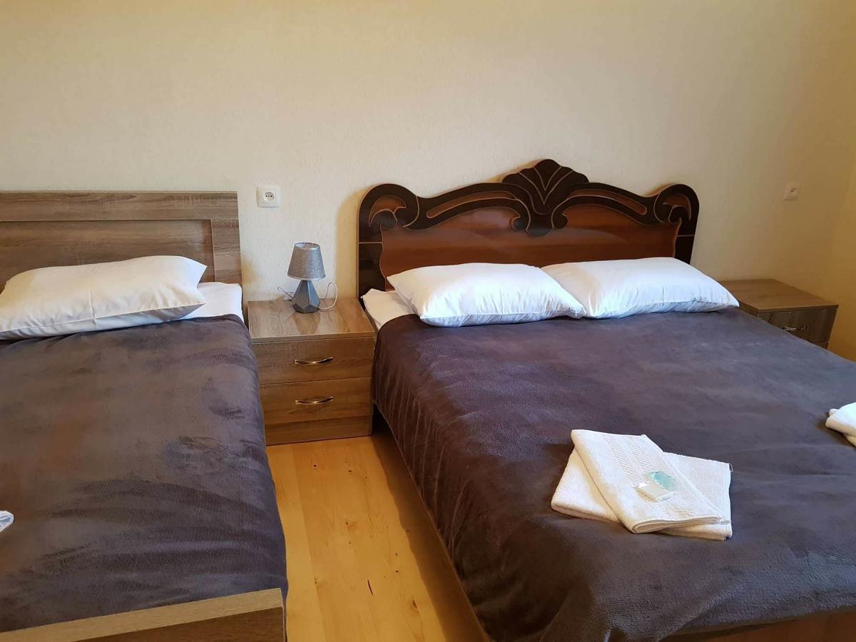 Guesthouse Guram Baba Mestia Eksteriør billede